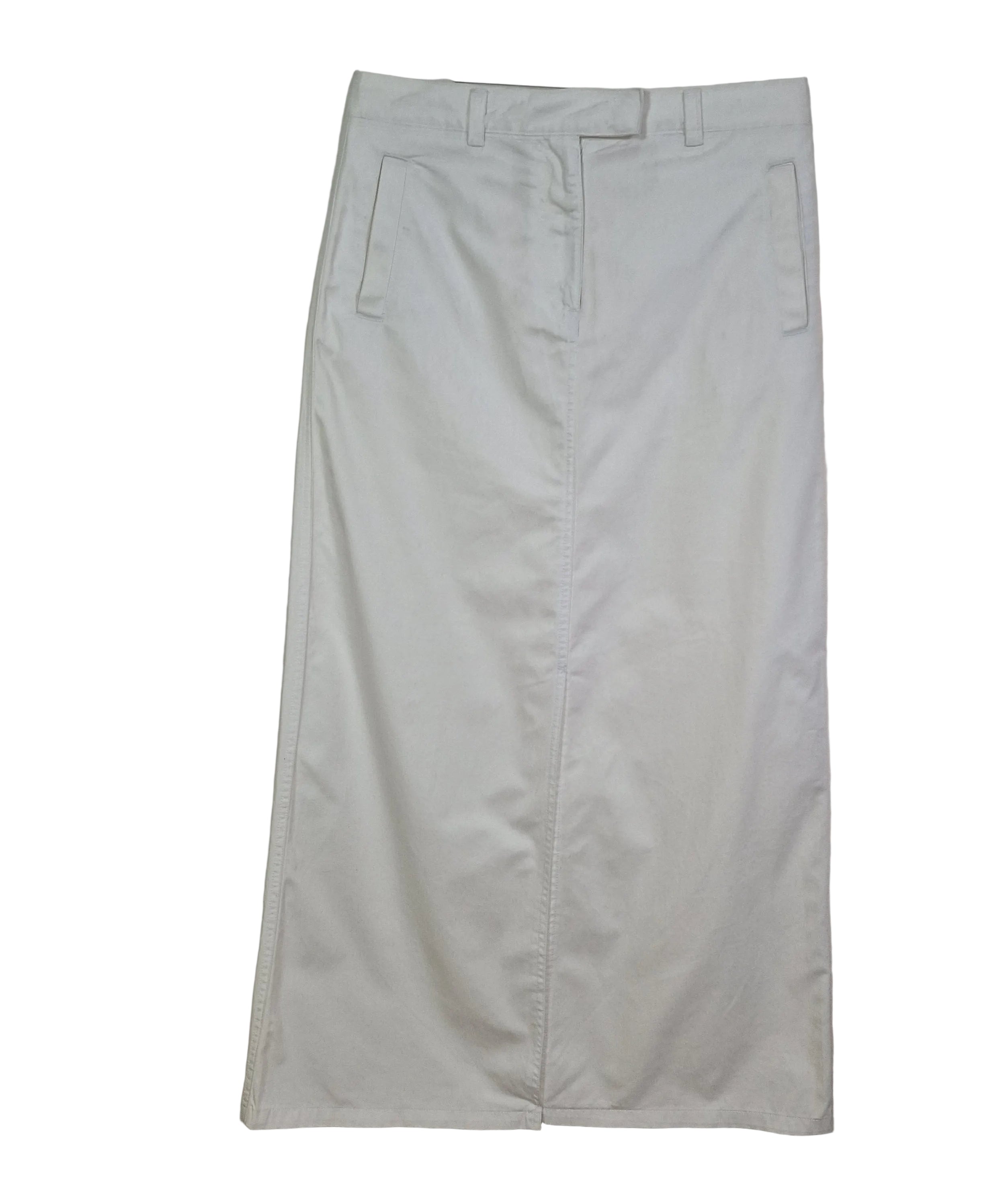 A white Uniqlo A-line midi skirt in structured cotton twill with a mid-rise waist.