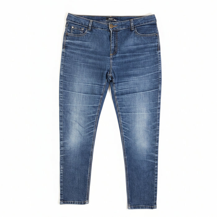 Hollister men's high-rise super skinny blue denim jeans with fading and whiskering.