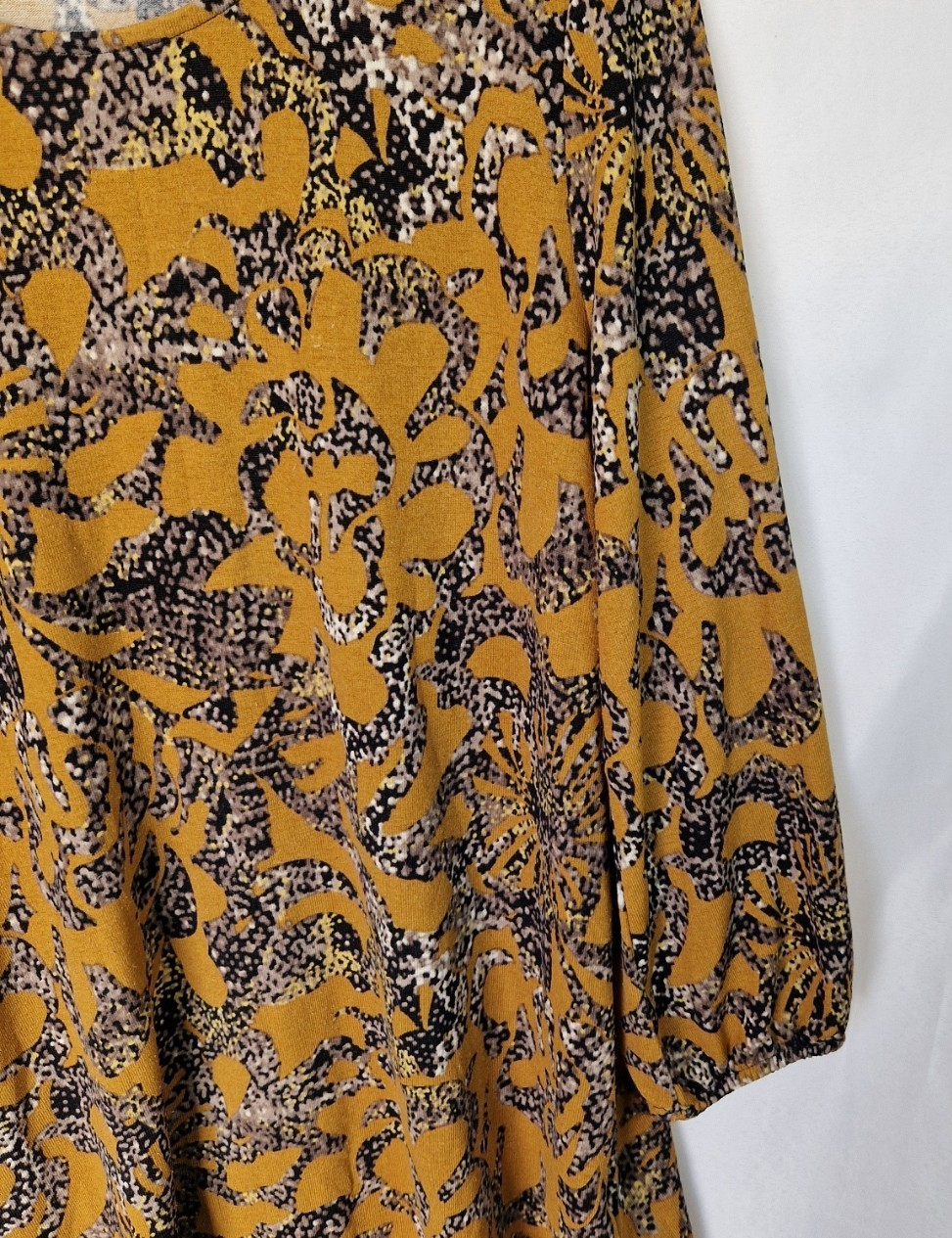 Klass yellow long-sleeve tunic top with a round neck and an abstract black and grey print.