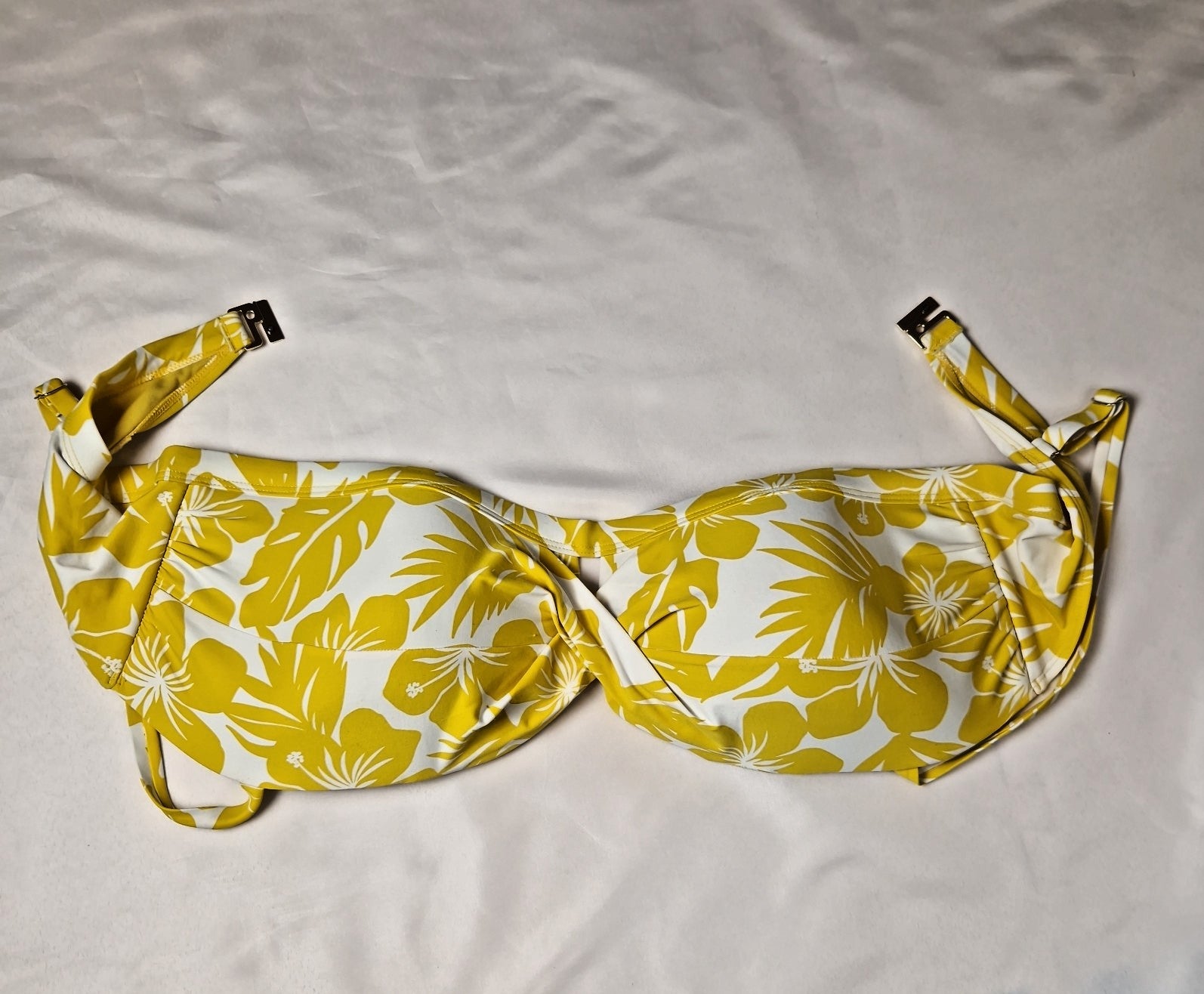 Marks &Spencer Womens Bra yellow UK 20 100% polyester T Shirt Bra