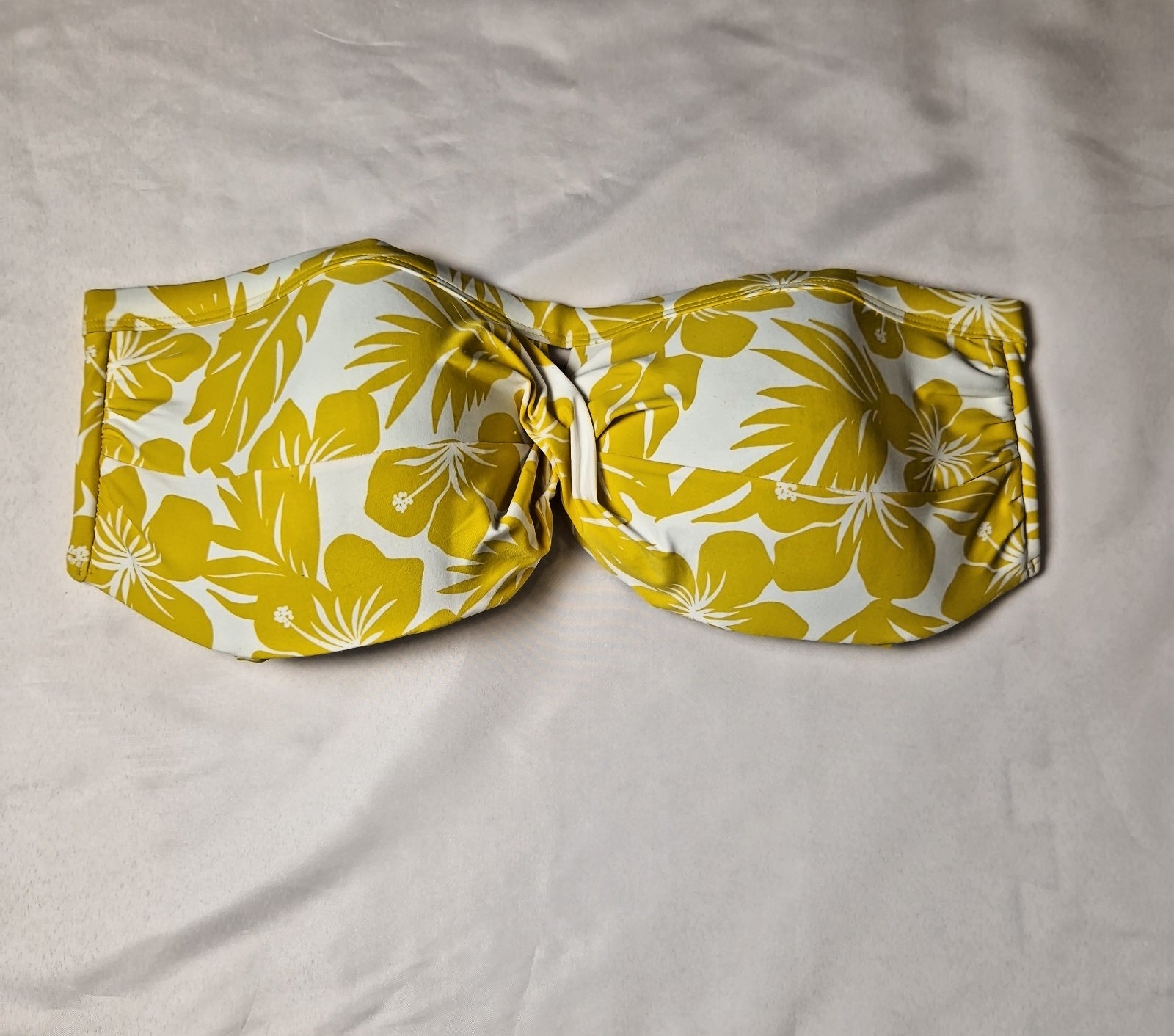 Marks &Spencer Womens Bra yellow UK 20 100% polyester T Shirt Bra
